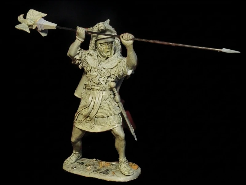 

1/24 Scale 75mm Die-Cast Resin Figure Model Kit Ancient Roman Aquilifer Miniature Toys Unassembled Unpainted DIY Diorama