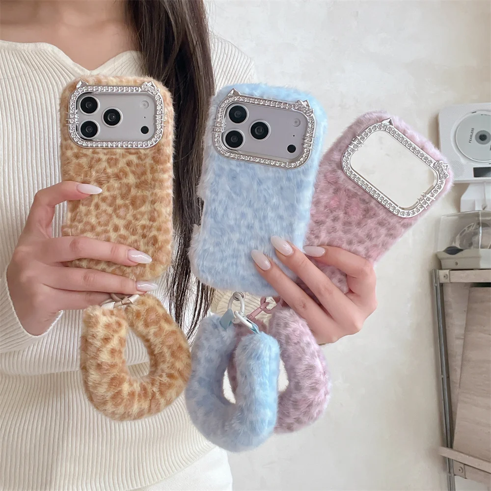 

Luxury Diamond Frame Warm Fluffy Plush Leopard Phone Case for iPhone 17 13 14 15 plus 16 Pro Max 17 Air Cover Cute Protective Ca