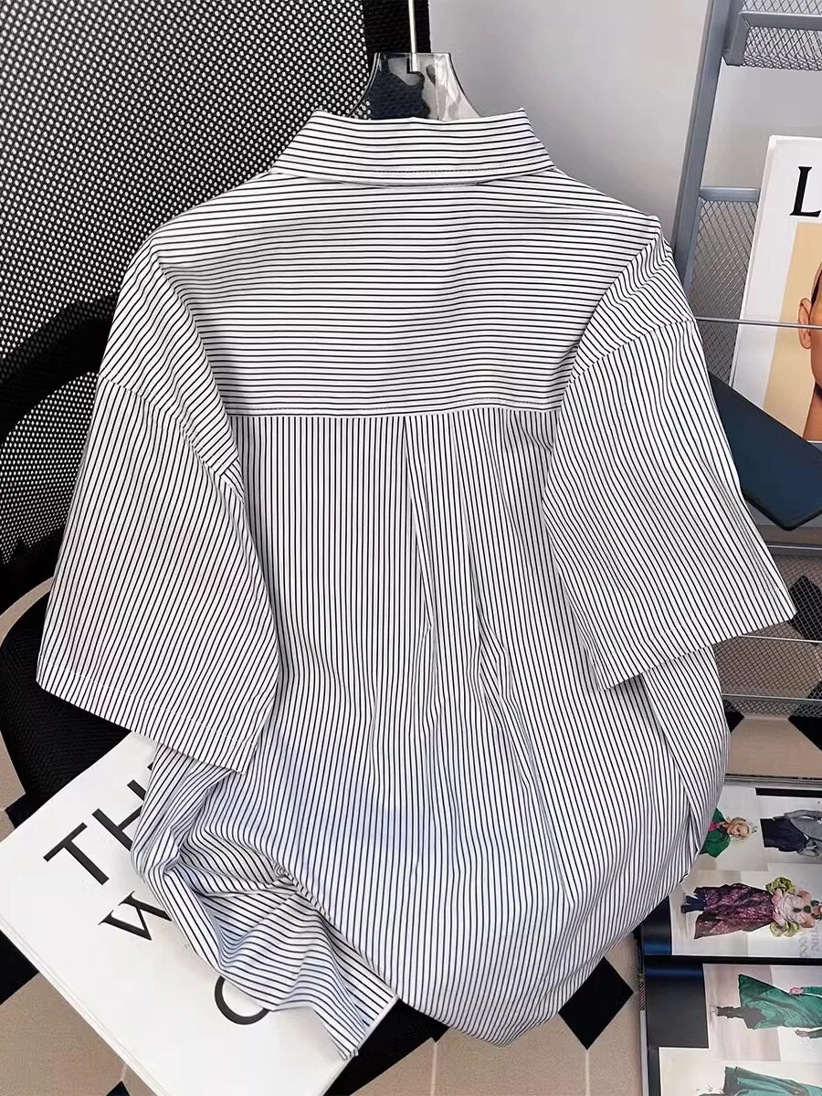 트렌디한 미국식 배색 스트라이프 또는 루즈핏 캐주얼 얇은 빈티지 남성 여름 상의 패셔너블 칼라