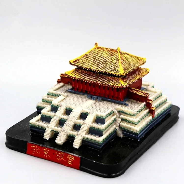 Handmade Painted Beijing Imperial Palace figurine China Resin Crafts Creative Home Decortion Tourism Souvenir Gift