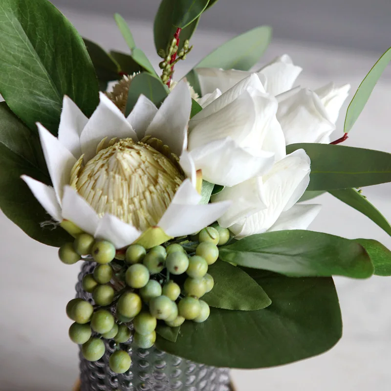 Nordic High-end Luxury Vase Floral Decoration Ornaments Living Room Desktop Designer Porch Home Accessories