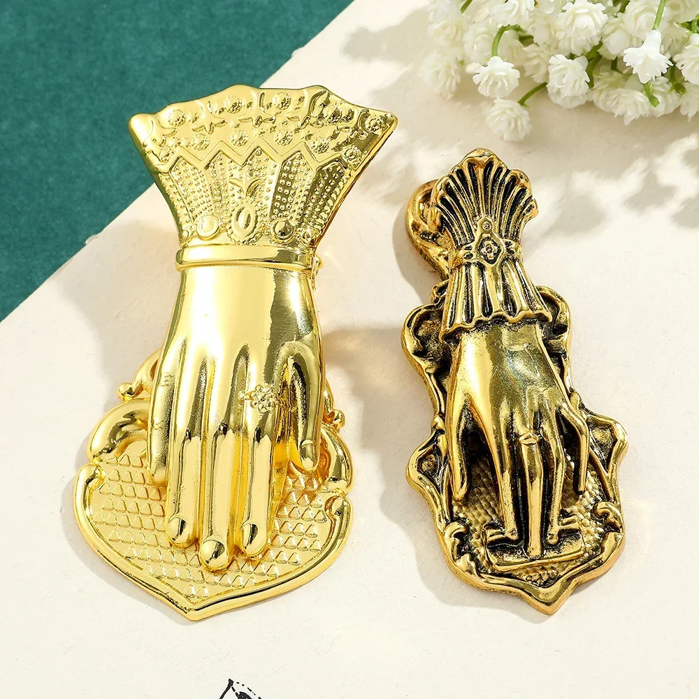 The Hands of Lady Clip Clamp Bookmark Creativity Elegance Women Hand Metal Book End Stationery Gifts For Men Women Reading Lover