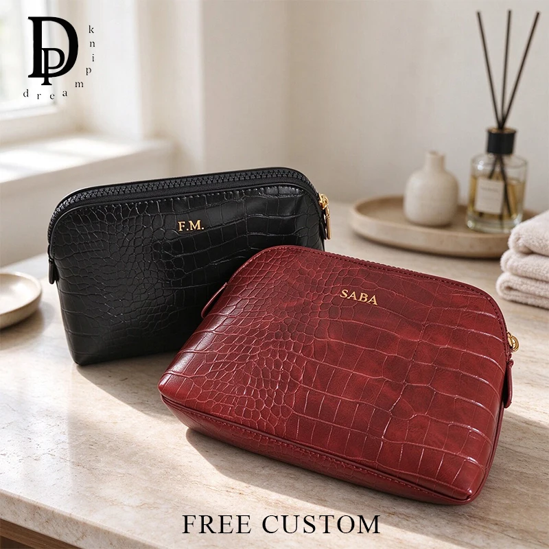 PU Leather Crocodile Pattern Cosmetic Bag Luxury Travel Portable Make Up Bag Custom Initials Woman Man Shell Bag Toiletry Bag