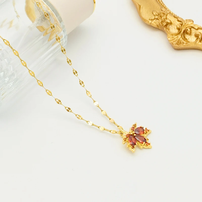 Women's Love Memory Red Maple Leaf Pendant Necklace