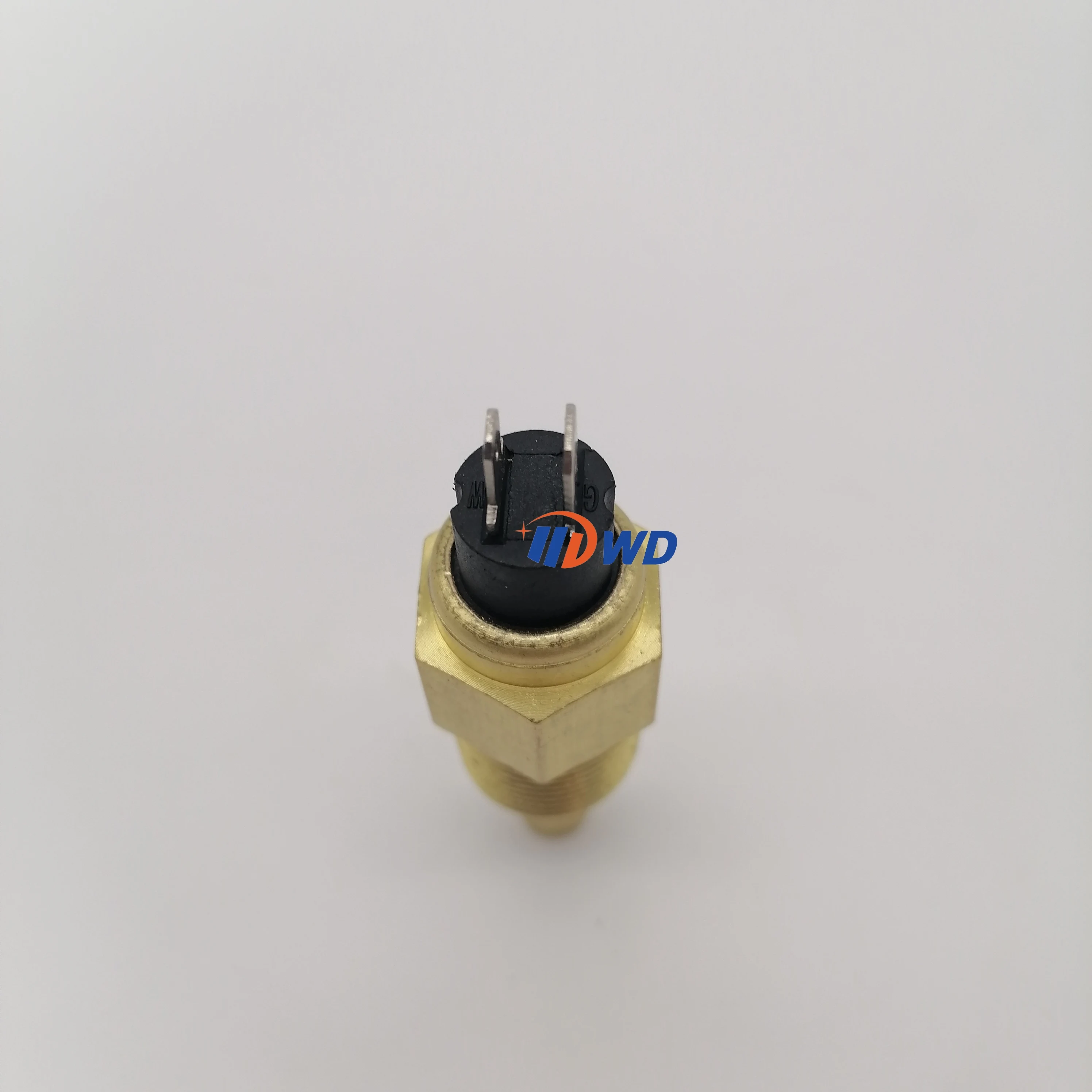 3967250 Water Temperature Sensor For Cummins Diesel Engine 6CT 6BT