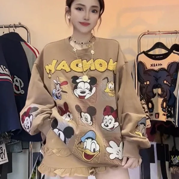 

Cartoon Print Sweatshirt Autumn Embroidered Duck Sweatshirt Long Sleeve Loose Versatile Crew Neck Pullover Top