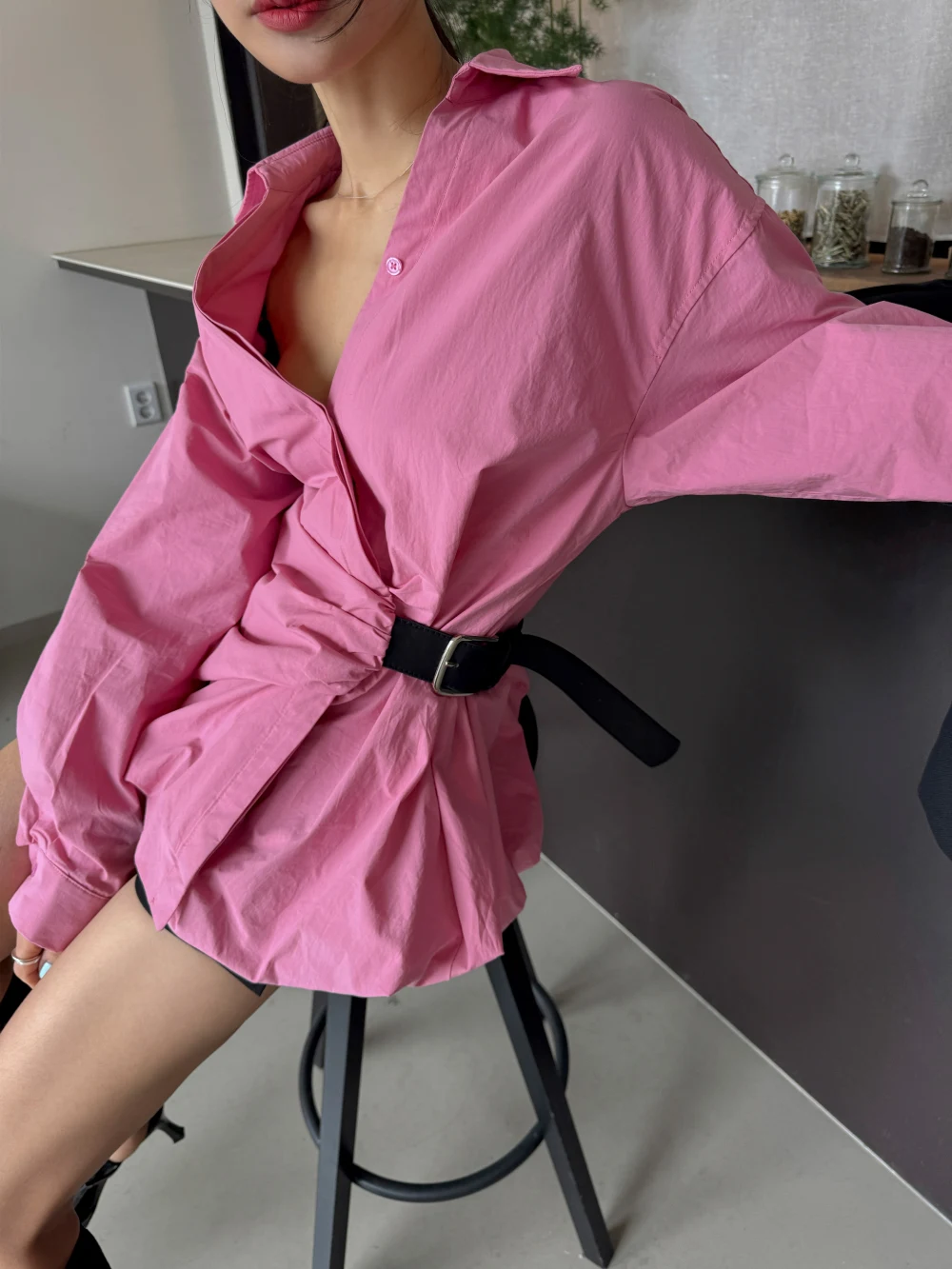 3 ألوان الخريف 2025 الكورية نمط رفض طوق قميص طويل الأكمام فضفاضة الدانتيل يصل حزام الخصر بلوزة الإناث أبلى القمم (JJ9920