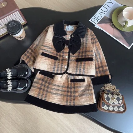 Winer Infant Baby Girl Two-piece Clothes Set Cotton Turn Down Collar Knotbow Kid Girl Coat Warm Little Girl Plaid Skirts Outfits