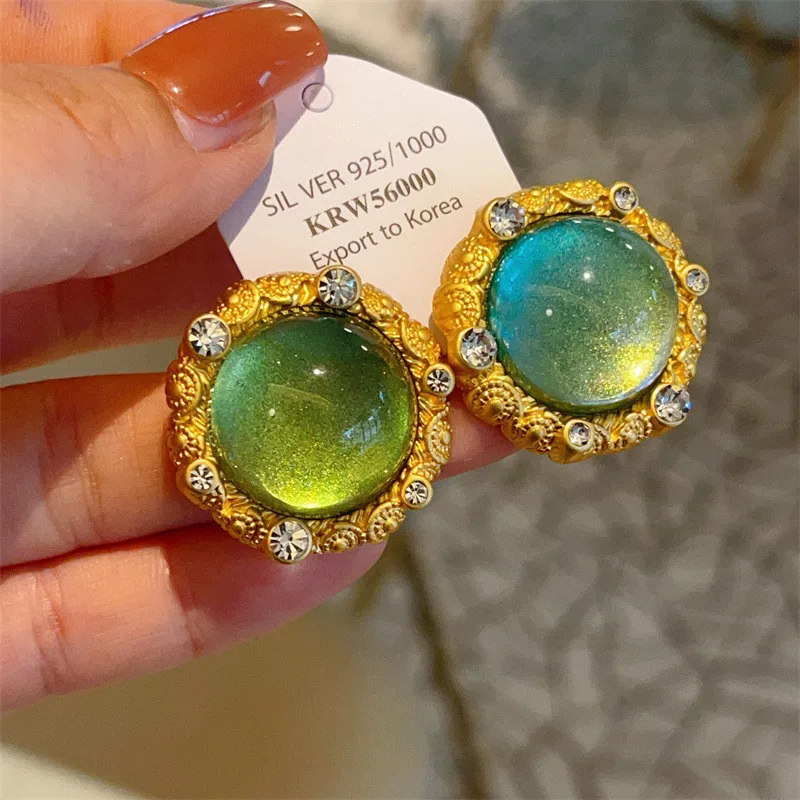 

Fashion Green Round Zircon Temperament Simple Earrings