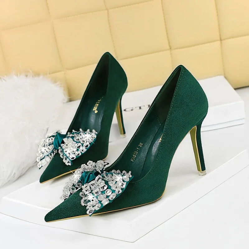 

BIGTREE Rhinestone Bowknot Design Women Pumps Fashion Banquet Shoes High Heels Suede Stilettos Lady Heels Women Large Size 42 43