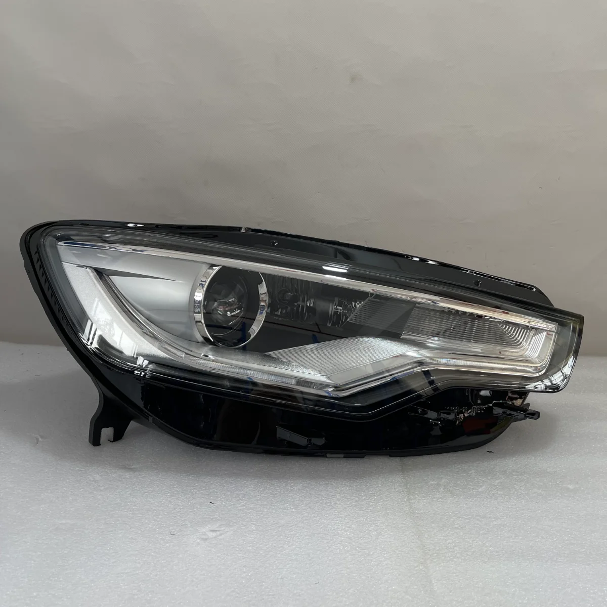 Left Right HID Headlamp Assembly for A6 C7 Pre-Facelift L4GD941005A L4GD941006A Xenon Headlight Wholesale Car Lights