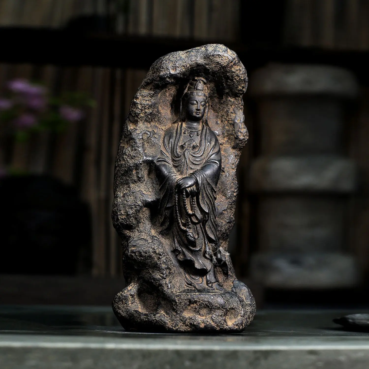 Vintage handmade old Puci Guanyin Bodhisattva（Avalokitesvara ）Imitation stone carving clay products decorative art ornaments