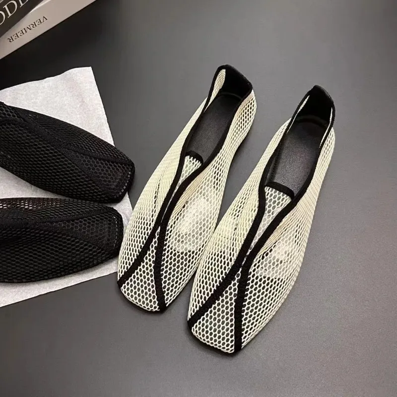 2026 Hollowed-out Mesh Sandals for Women - Summer One-Piece Square-Toe Flat Mary Jane Sandals