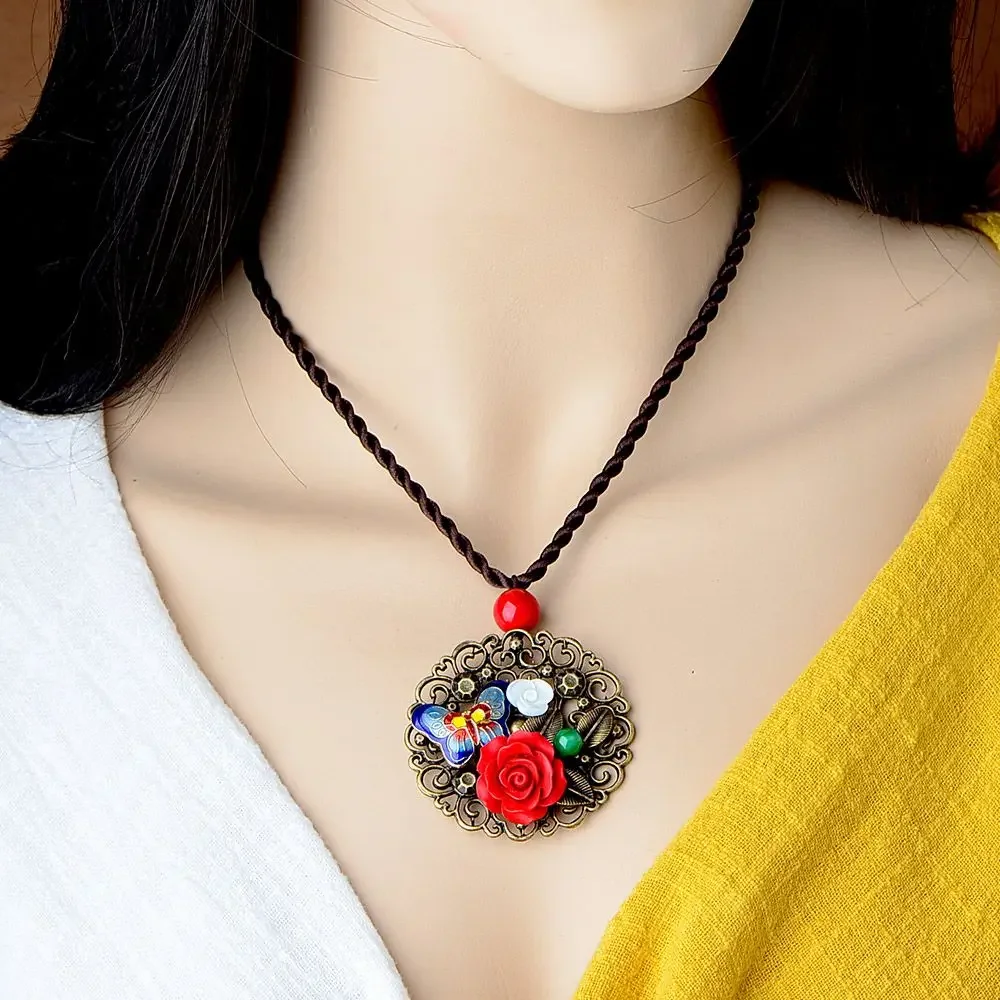 Ethnic Style Woolen Chain Long Necklace Women's Clavicle Chain Cinnabar Retro Style Flowers Pendant Girls Decoration Accessories