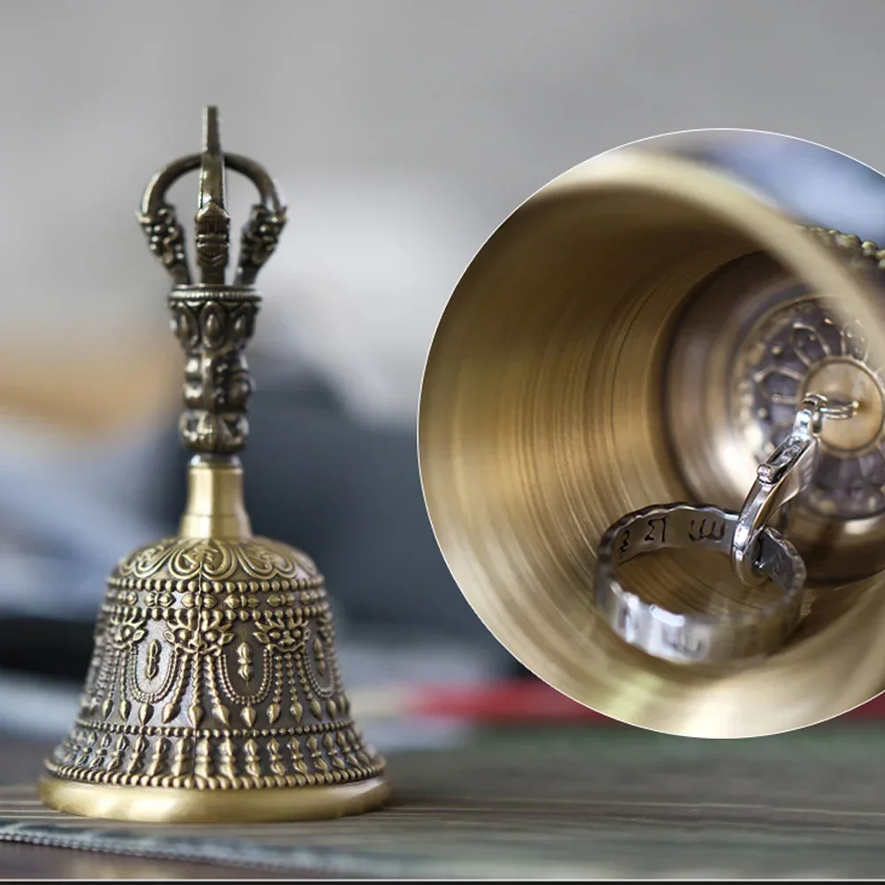 

Chop Bell Stage Magic Trick Ring into Bell 2 in 1 Borrowed Ring into Phantom Bell Mentalism Magicians Prop Accessory Illusion
