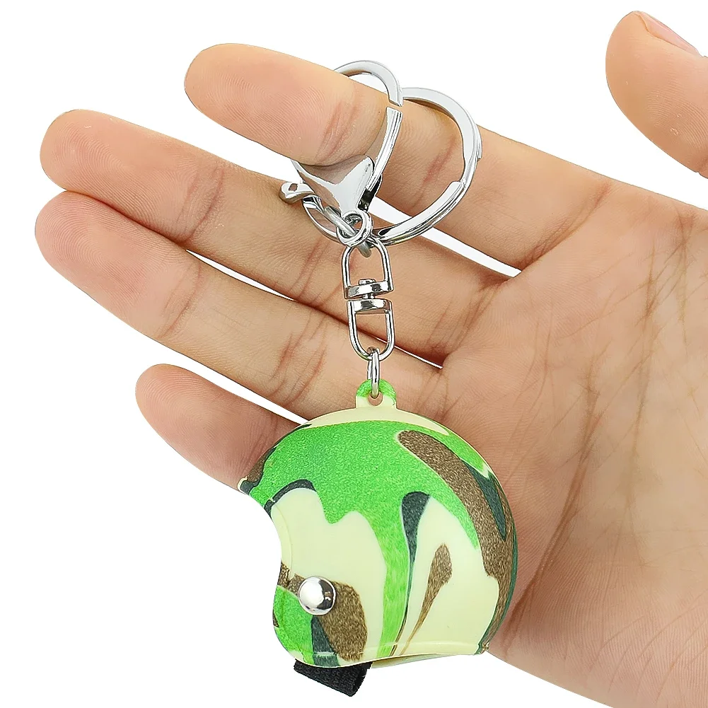 Simulation Men's Safety Helmet Keychain Creative Jungle Camouflage Car 3D Decorative Backpack pendant Motorcycle Lover Gift 