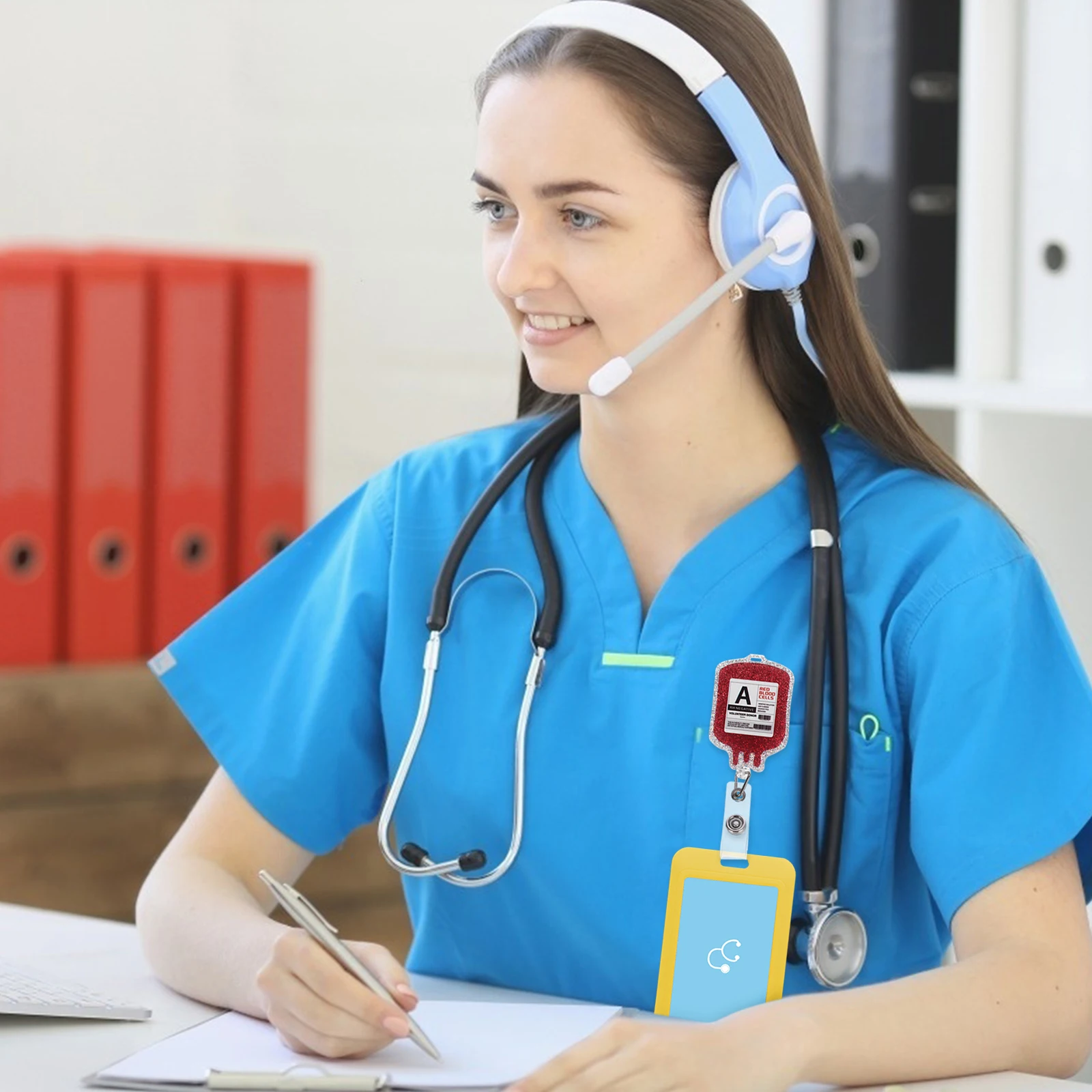 

Retractable Badge Holder For Nurse Name Card Id Credit Card Multi-Function Portable Buckle Alternative Acrylic