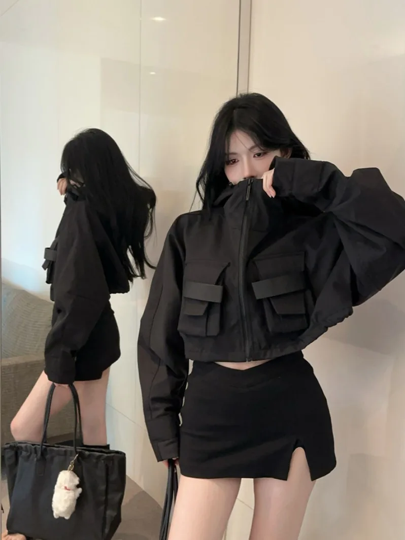 

Black Punk Style Hooded Jacket Women's Slim Fit Coat with Big Pockets Streetwear Autumn 2025 Fashion Trend Casual Outerwear