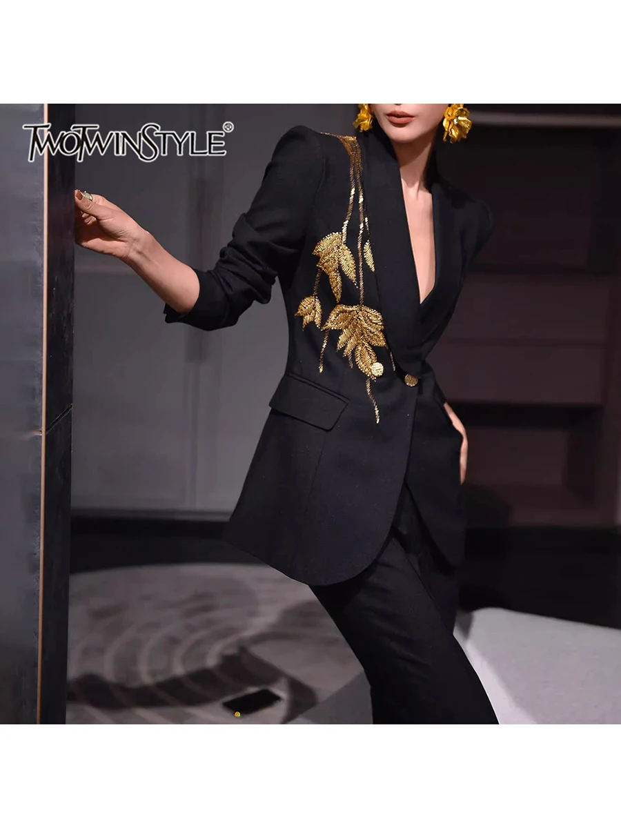 

TWOTWINSTYLE однотонные свободные пиджаки с вышивкой для женщин, с лацканами и длинными рукавами, лоскутные карманы, темпераментные пальто, женский стиль