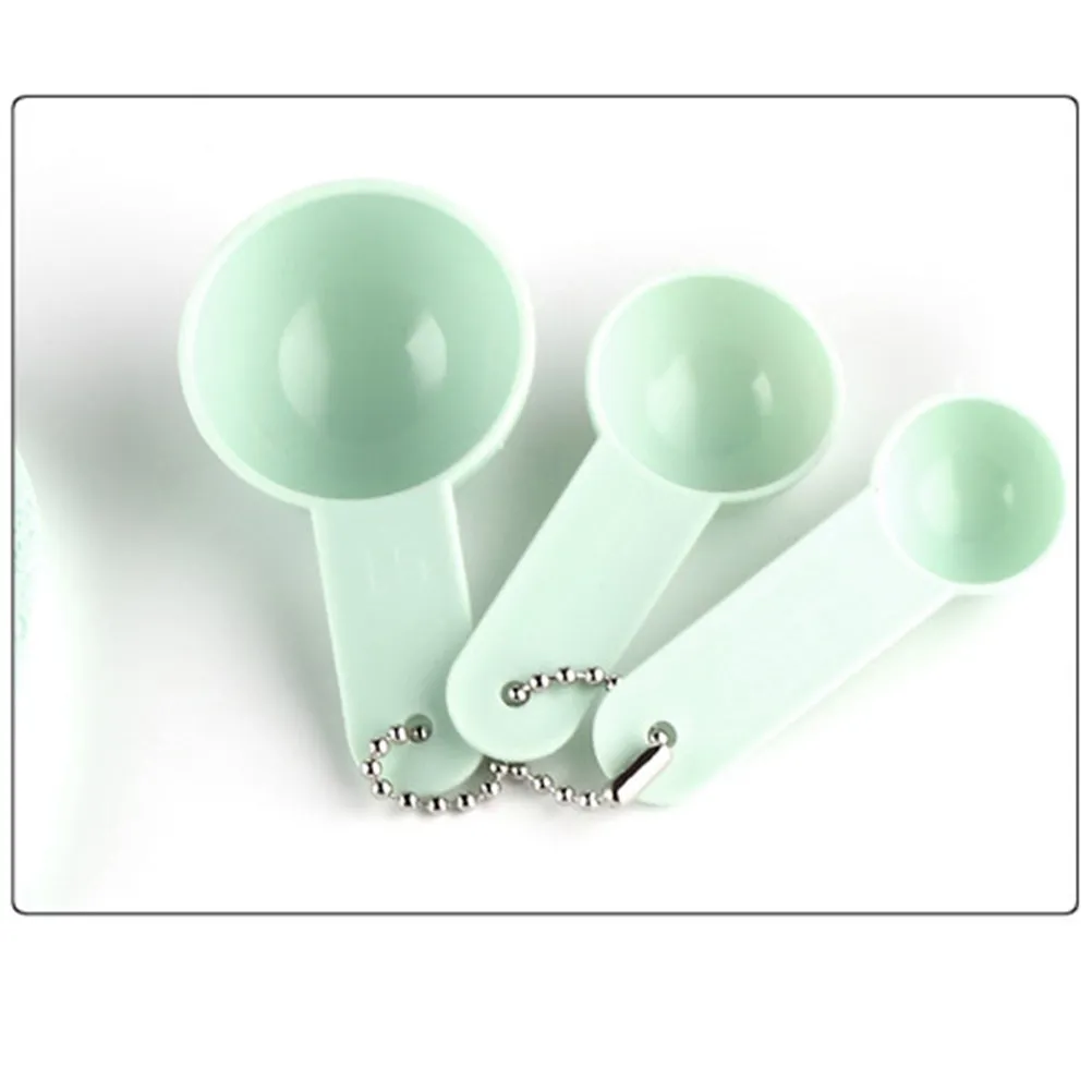 

Набор инструментов для масок для лица из 9 предметов: Премиальный пластиковый набор для смешивания масок своими руками с 3-мя размерными мерными шаблонами, удобные в использовании инструменты для ежедневного ухода за кожей