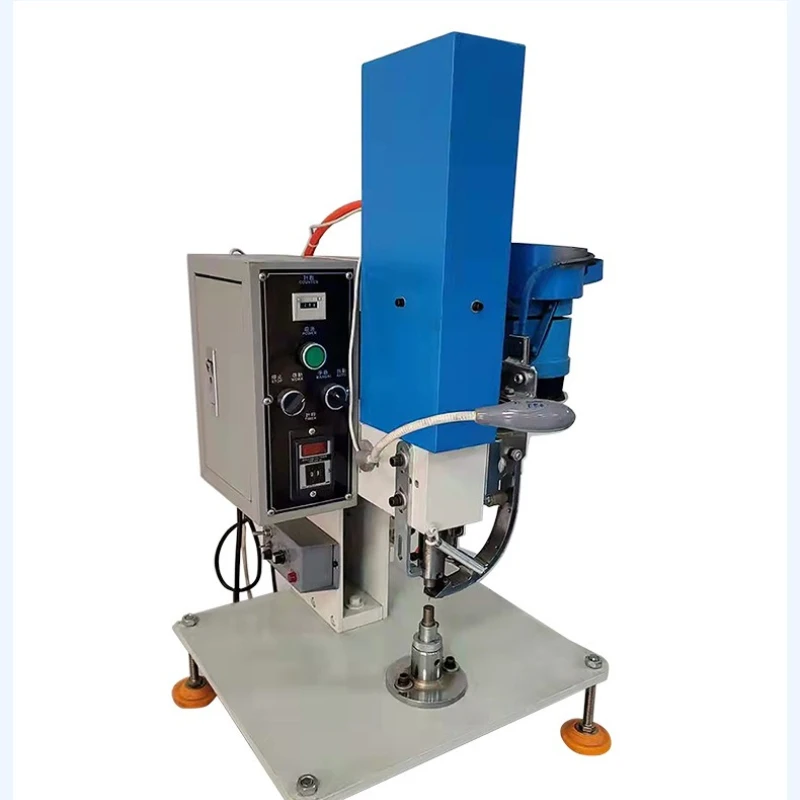 Automatic punching and buckling machine Integrated air eye machine Clothing awning cloth shower curtain buckling machine