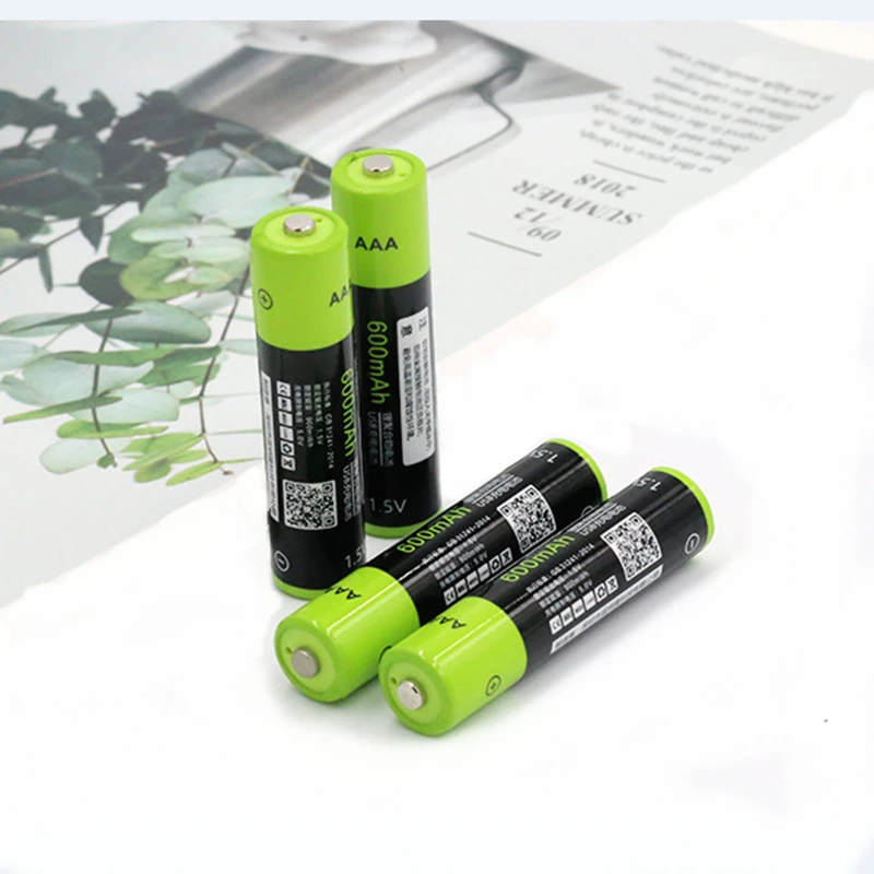 4PCS 1.5V USB AAA rechargeable battery 600mAh rechargeable lithium-ion battery charges via USB cable