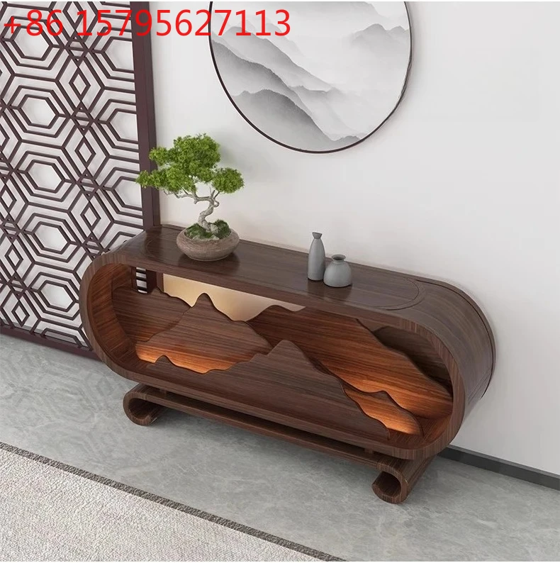 

Платформа с торцевым видом Новая китайская входная платформа из цельного дерева Современный простой входной дзен у дизайнера стены