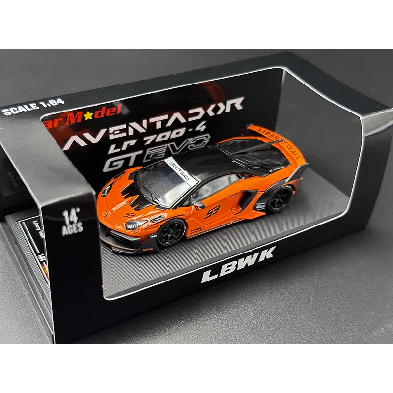 Gwiazda w magazynie 1:64 LBWK Aventador GT EVO Lp700 Diorama Diorama kolekcja modeli samochodów miniaturowe zabawki