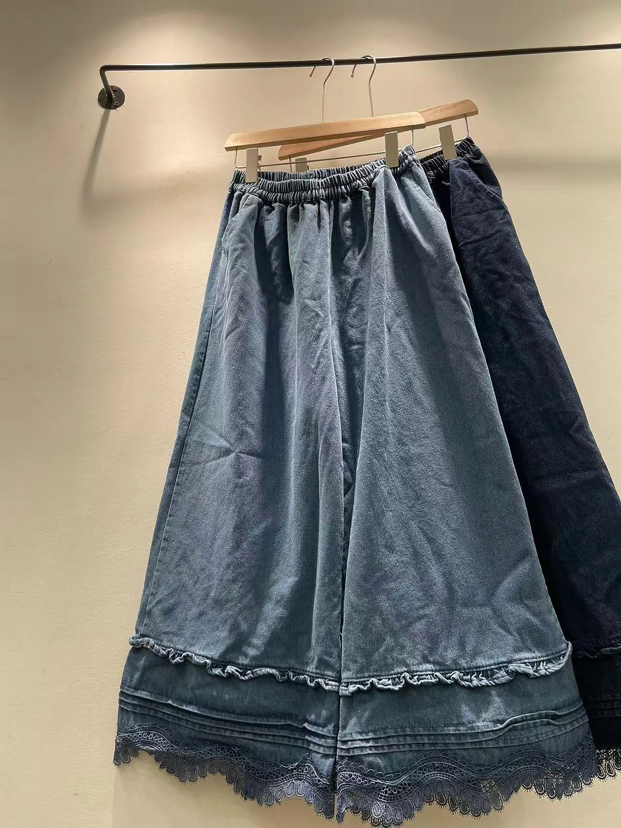 

Loose Lace Trim Elastic Waist Cotton Tead Jeans Wide Leg Pants Women's Autumn Faion High Waist Straight Cut Casual Trousers