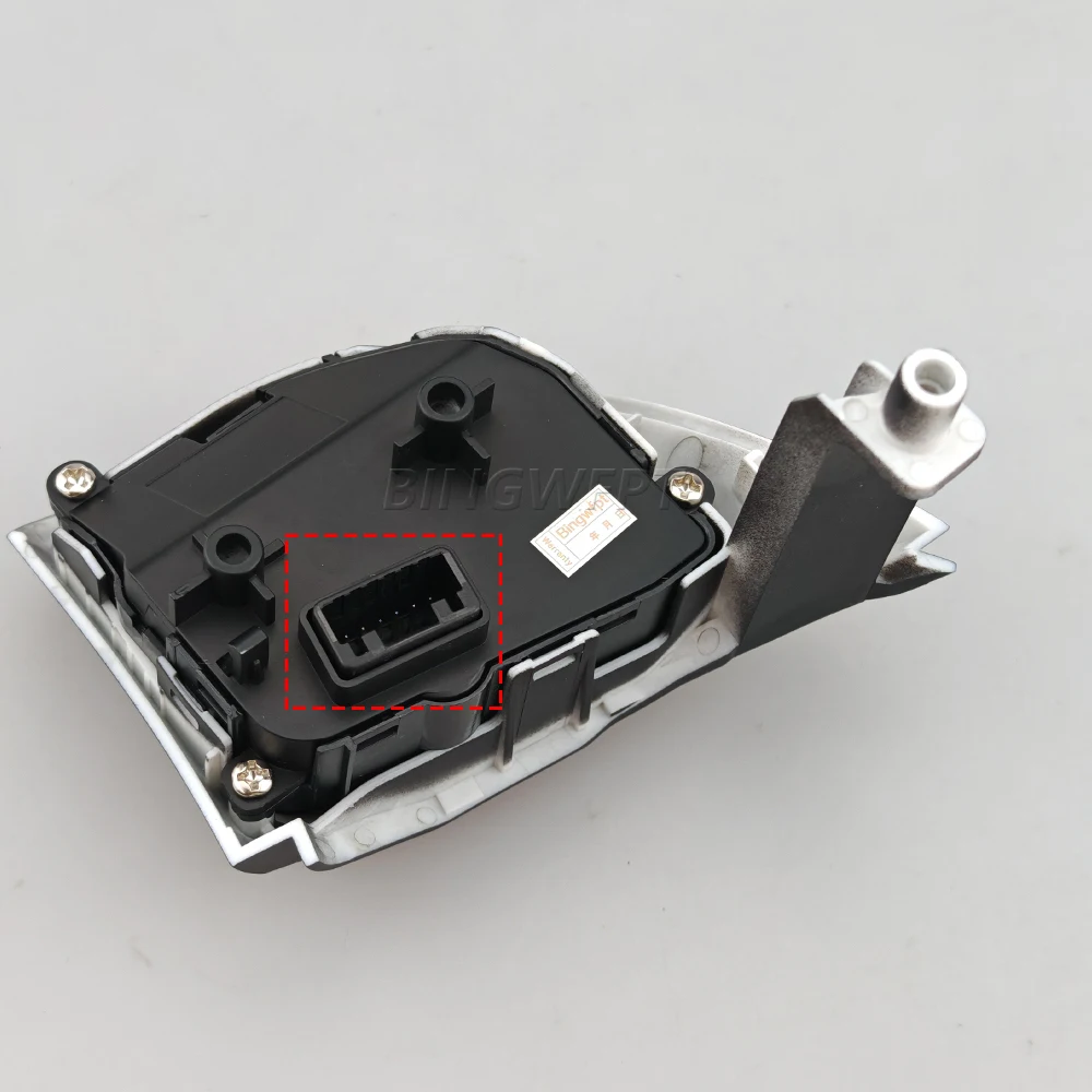 Steering Wheel Button 1.6L Cruise Control Switch With Backlight  For Hyundai Elantra 1.6 2019-2020 Avante 96720-F2110