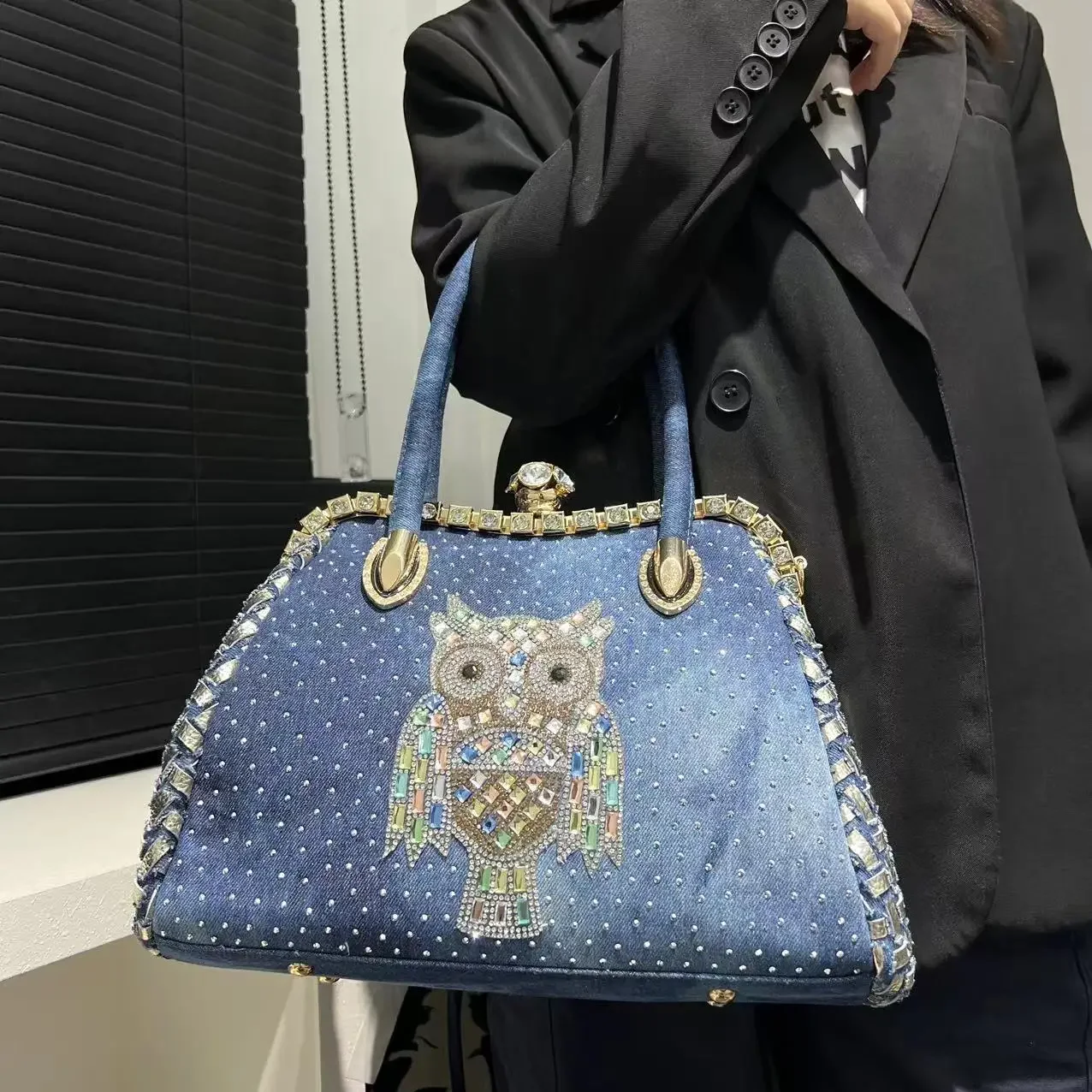 

Women's Fashion Denim Diamond Handbag Creative Owl Personalized Shoulder Bag