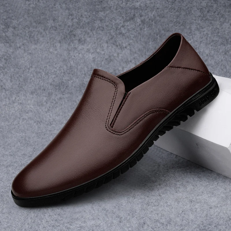 

Genuine Leather Men Loafers Driving Shoes Slip On Mens Moccasins Wedding Party Men Plush Shoes Office Dress Leather Shoes 38-47