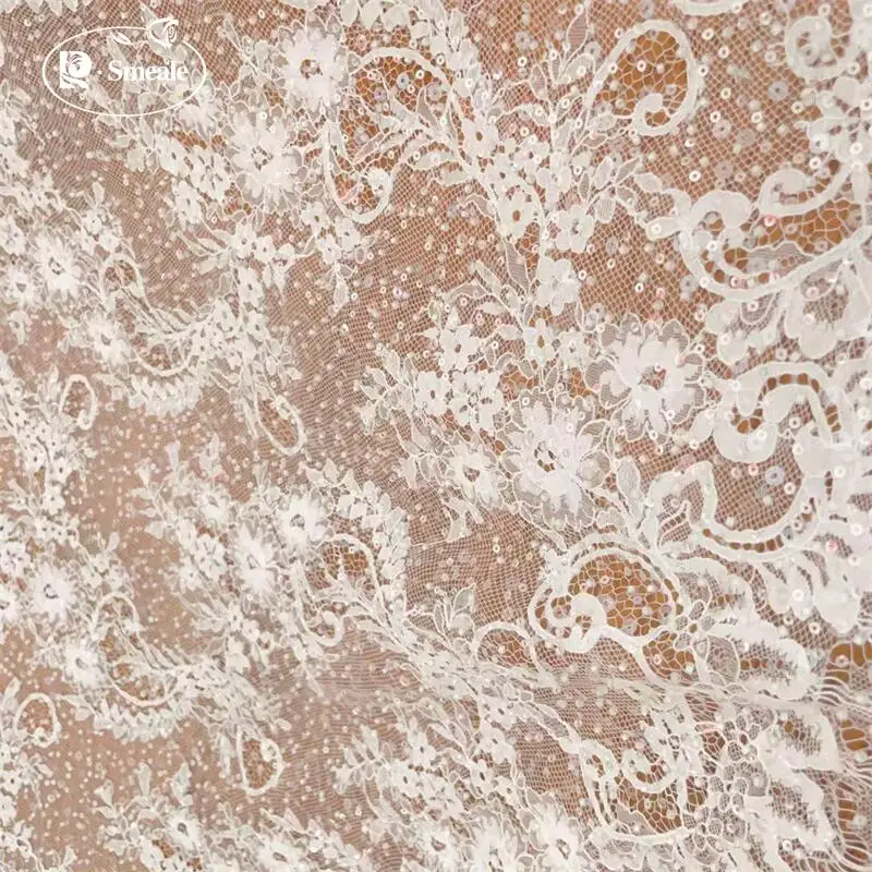 3 Yards. Perlen, Glitzer-Pailletten, Wimpern-Spitzenstoff. Hochwertige Maßanfertigung für Braut- und Hochzeitskleider. Luxuriöse französische Spitze für Abendkleider. – Detail 6