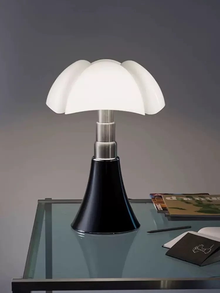 Fledermaus Tischlampe Schlafzimmer Schreibtischlampe Skandinavisches minimalistisches Wohnzimmer Arbeitszimmer Dekorative Lampe Vintage Nachttischlampen