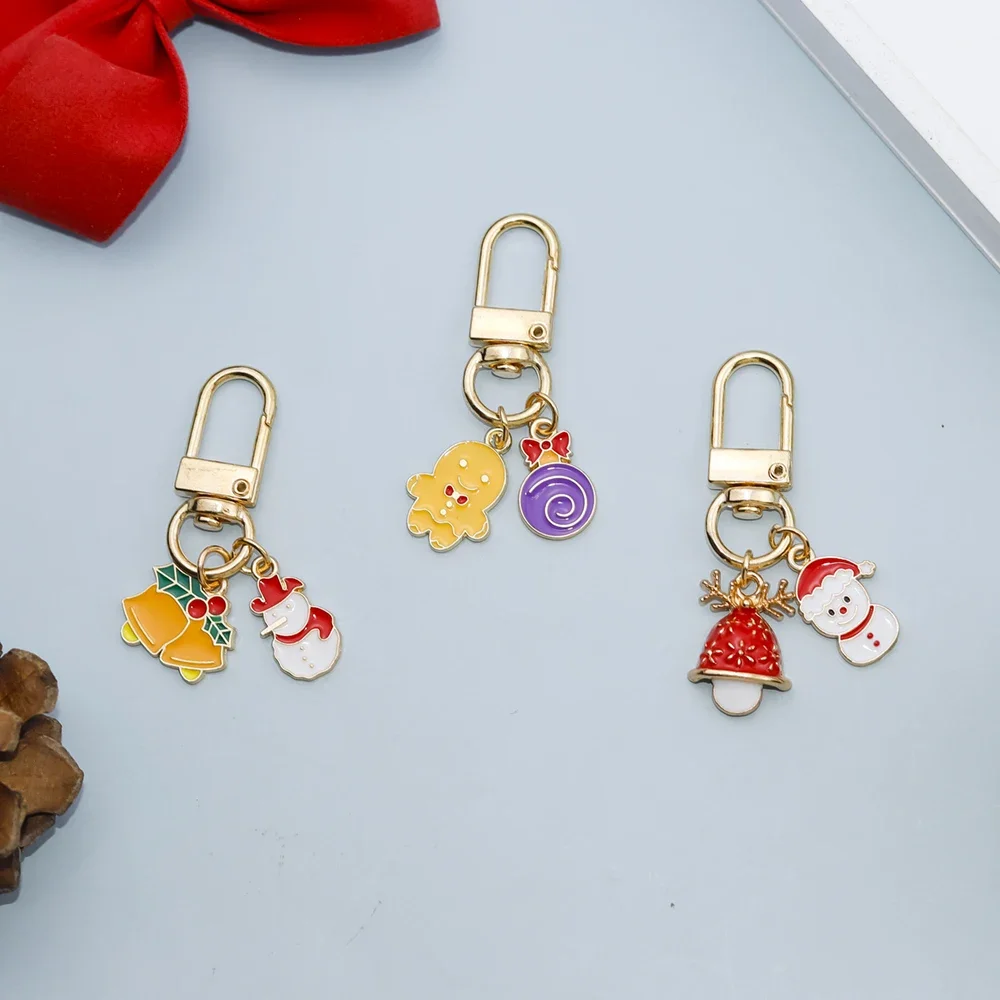 Enamel Christmas Keychain Creative Snowman Elk Santa Clause Keyring For Women Men Handbag Pendants DIY Festival Gifts