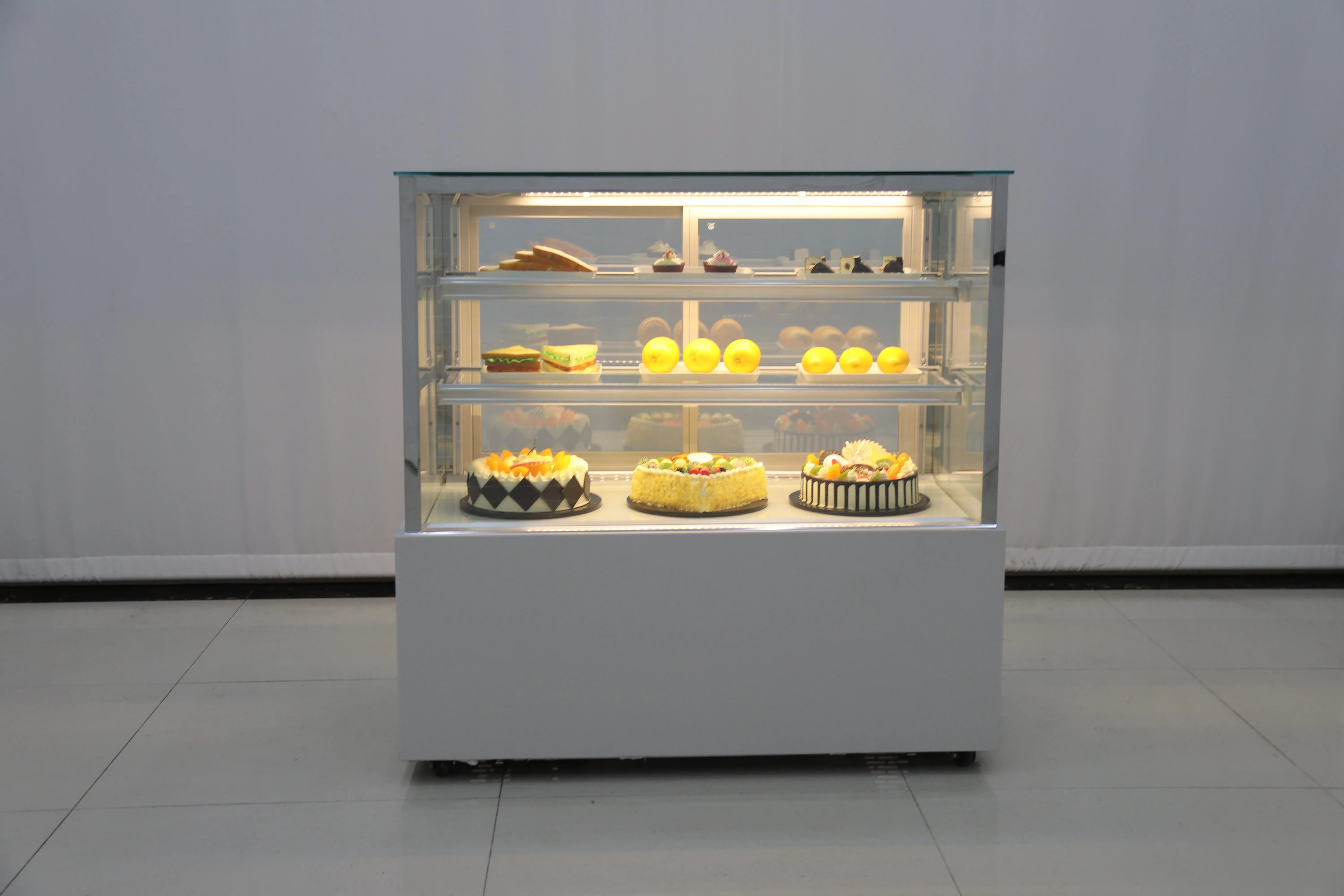FOODLINE Cake Display Cabinet Commercial Refrigerated Showcase For Bakery Shop Pastry Dessert Constant Temperature Display