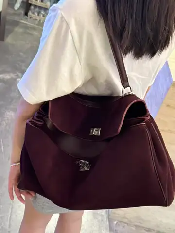 25 New Soft Suede Tote Bag Large Capacity Frosted Cowhide Lock Bag Women's Crossbody Shoulder Bag