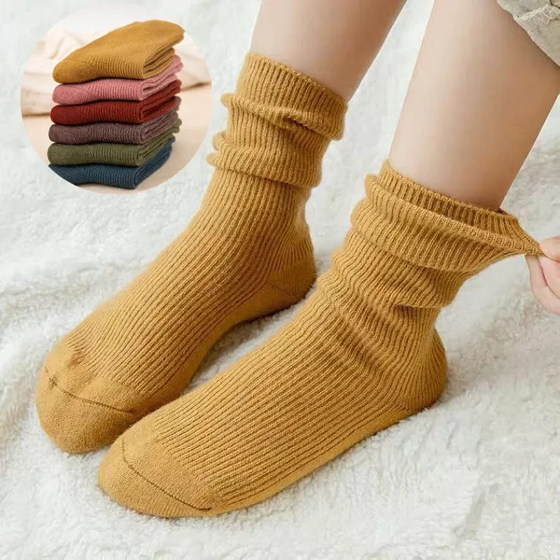 Meias de caxemira infantil, meias térmicas macias infantis, moda bebê, cor sólida, longa e alta, material de inverno