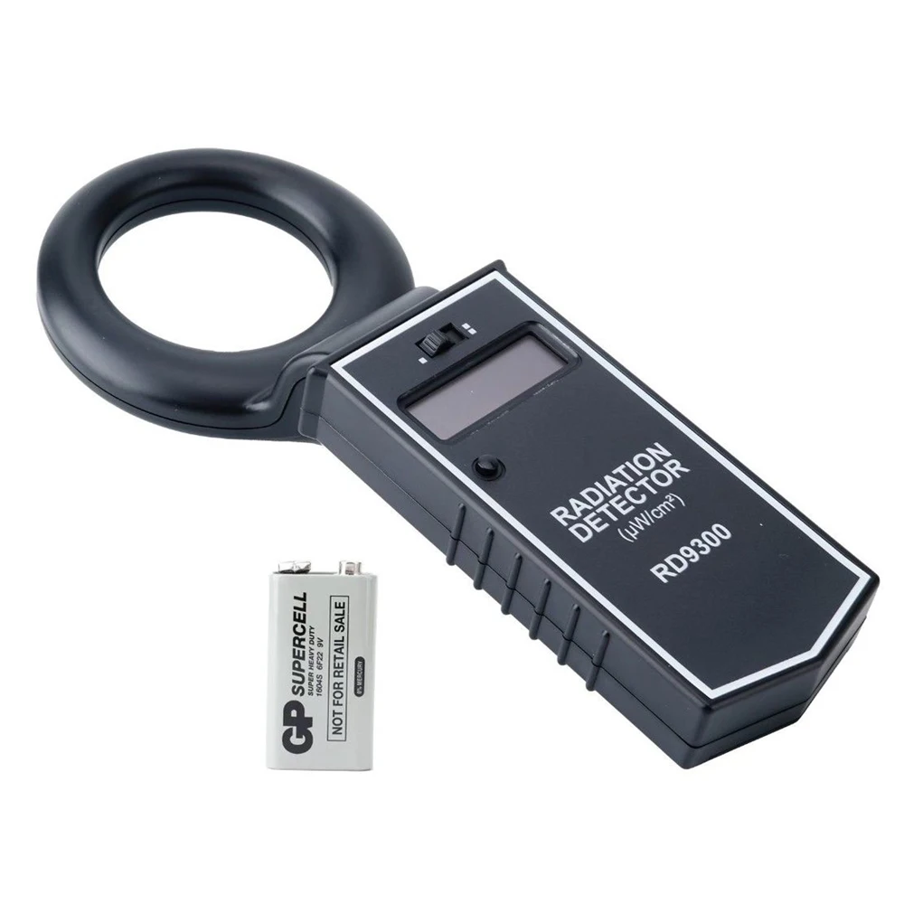 RD9300 EMF Radiation Detector to Measure Electromagnetic Noise from a Mobile Phone