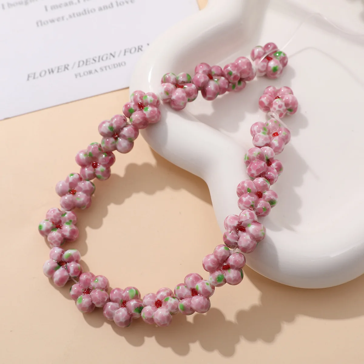 2 sztuk różowy kwiat koraliki Lampwork Spacer luźne szklane koraliki Charms do tworzenia biżuterii DIY kobiety naszyjnik bransoletka rzemiosło ustalenia — zdjęcie 3