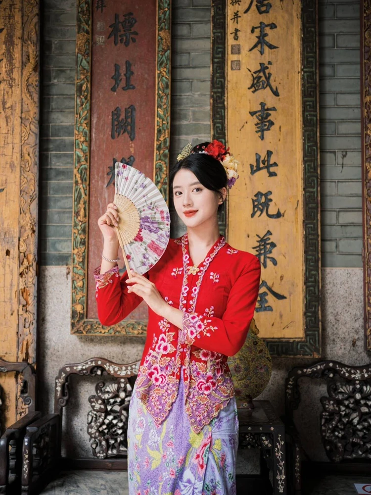 

New Style Dai Ethnic Minority Photography Clothing Quanzhou Travel Photography Little Nanyang Makeup Photo Studio Costume