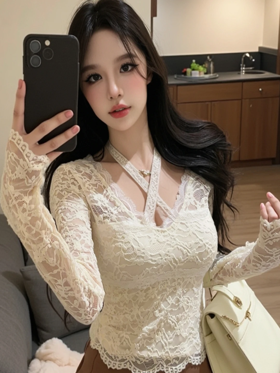 

Spring Fashion Lace Base Shirt Women's Bell Sleeve V-Neck Short Top Sexy Inner Wear Breathable Polyester Fiber Casual Wear
