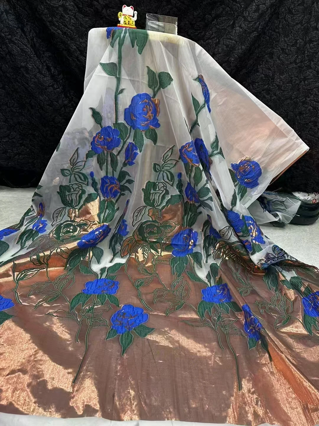 Neues Design, afrikanischer Jacquard-Spitzenstoff, 2025, hochwertiger französischer nigerianischer Brokat-Jacquard-Spitzenstoff für Hochzeitskleider, zum Nähen