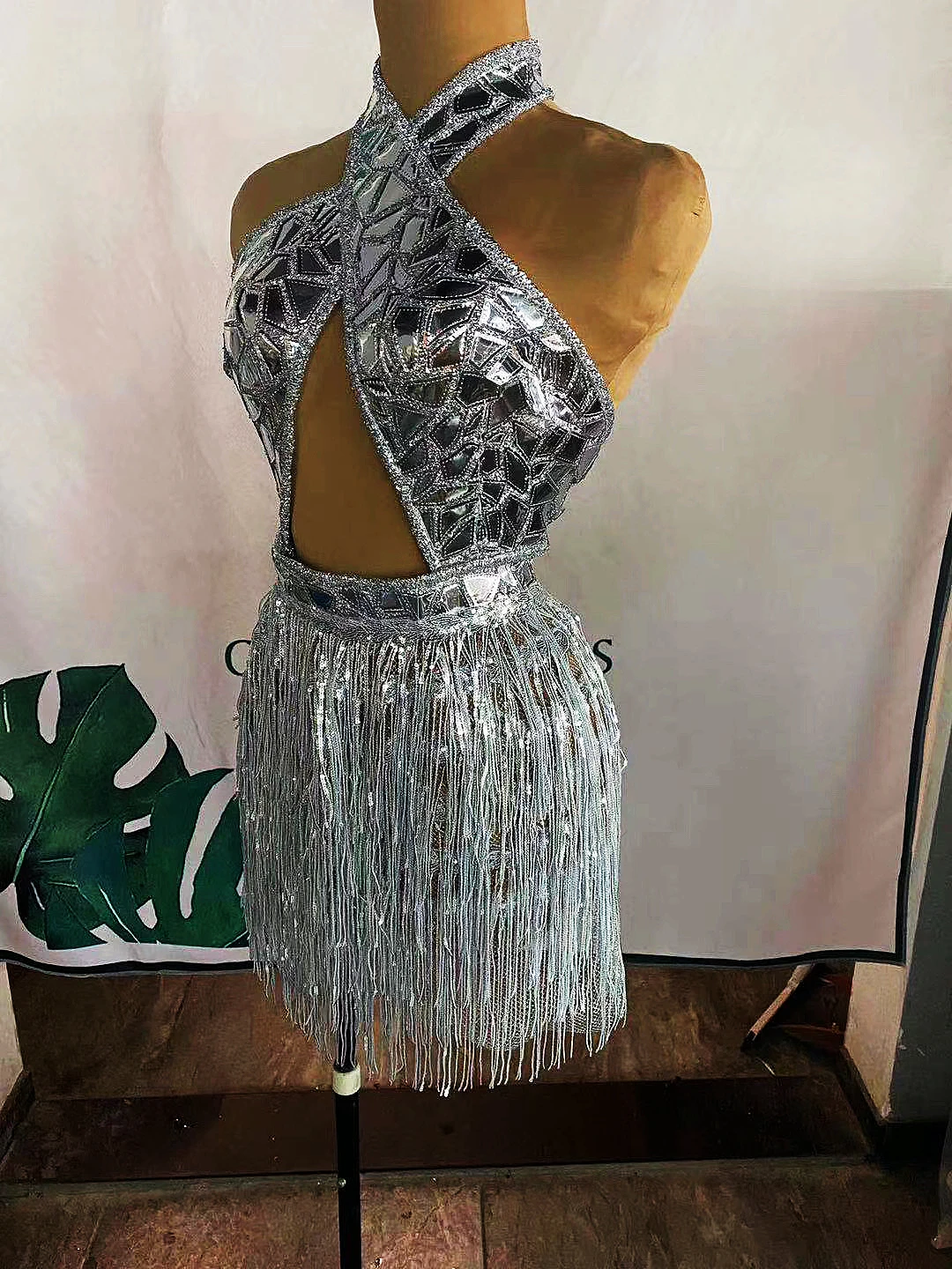 Women Sequins Platinum Silver Dress Hollow Out Tassel Shining Stage Costume Backless Sleeveless Sexy Birthday Drag Queen Outfit