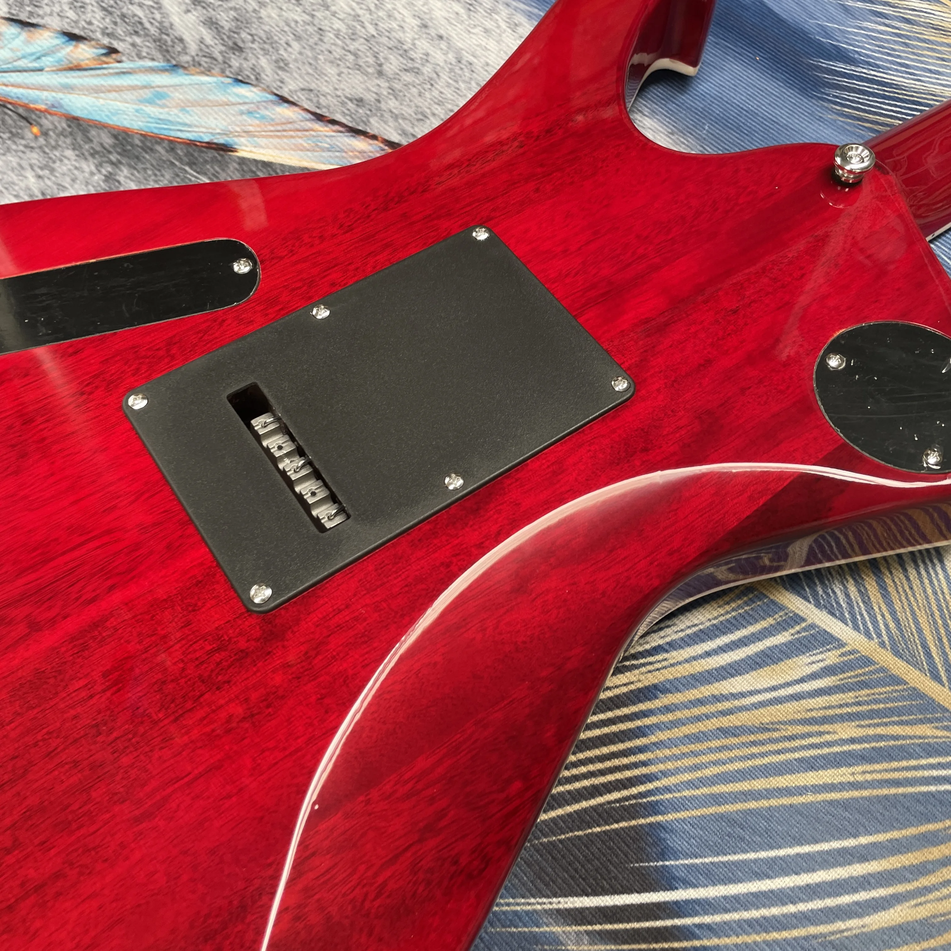 New 6-string electric guitar with HHH pickups and rosewood fingerboard guitars, ideal for stage performances guitarra view 6