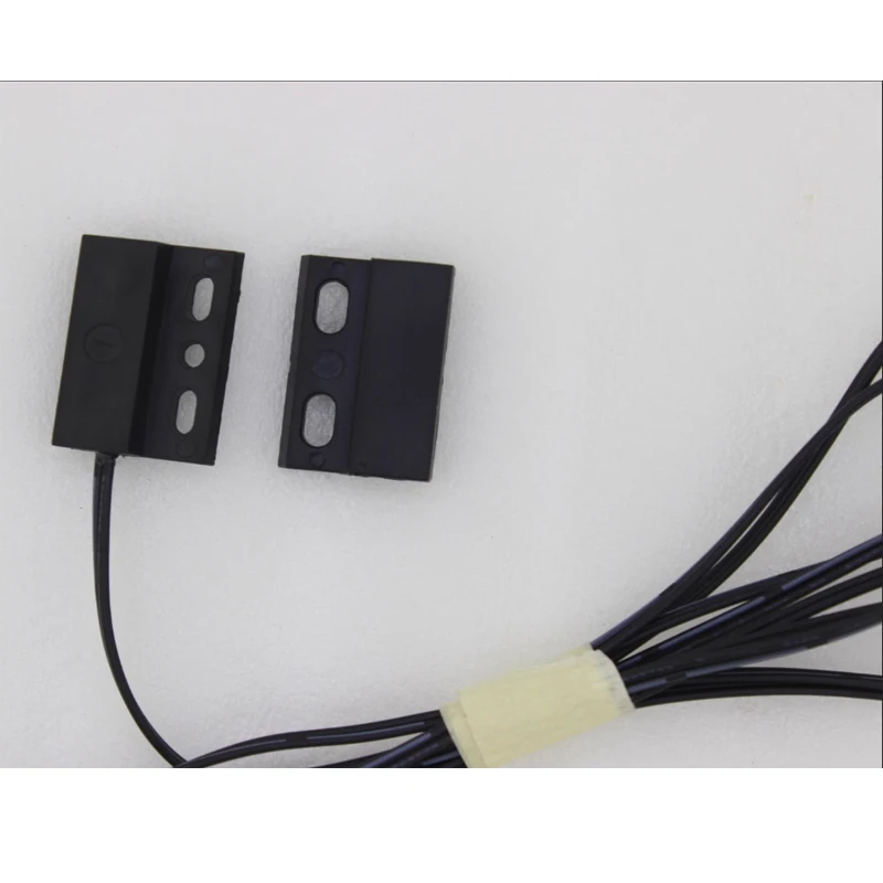 Sakelar panel pintu pembuat es untuk fungsi berhenti penuh es berpendingin air Sakelar Magnetik Sensor Sakelar Penuh Es