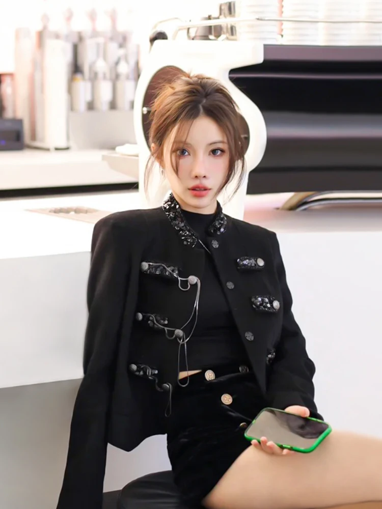 Black Sequins Small Fragrant Coat Women's 2024 Autumn Winter New Socialite Chain Metal Buckle Stand Collar Long-sleeve Short Top