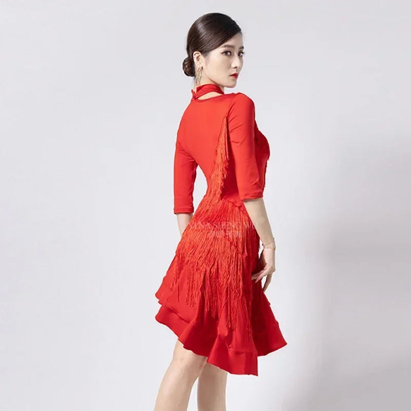 Nouvelle robe femme noir Sexy fille adulte vêtements grande frange rouge robe de danse danse latine robe à manches longues danse latine