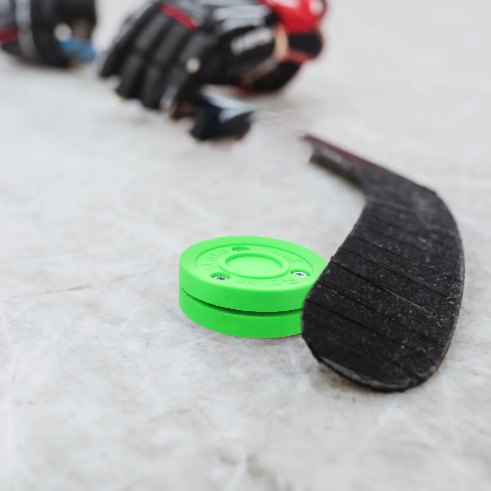 

Roller Hockey Game Training Puck Plastic Ice Indoor Pucks Practicing Skating Accessories Small