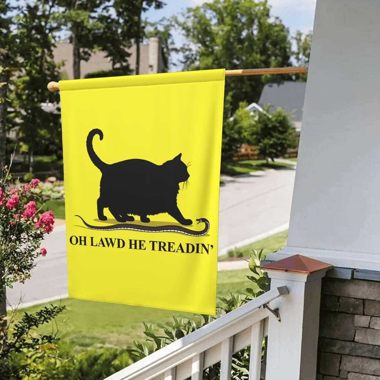 Oh Lawd He Treadin' Flag Funny Chonky Cat Don't Tread Garden Flags 12.5
